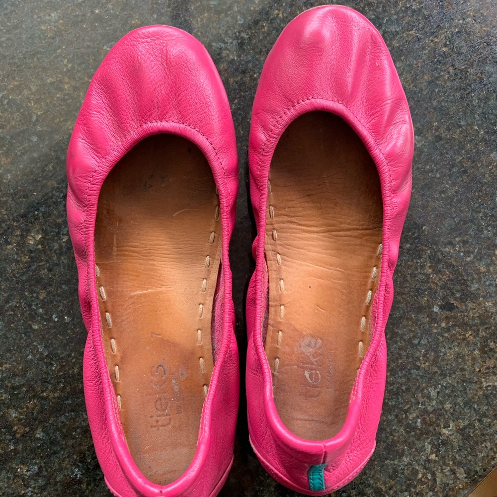 Tieks, size 7, fuschia